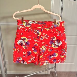 Retro Style Red High Rise Floral Gloria Vanderbilt Shorts Size 10 summer